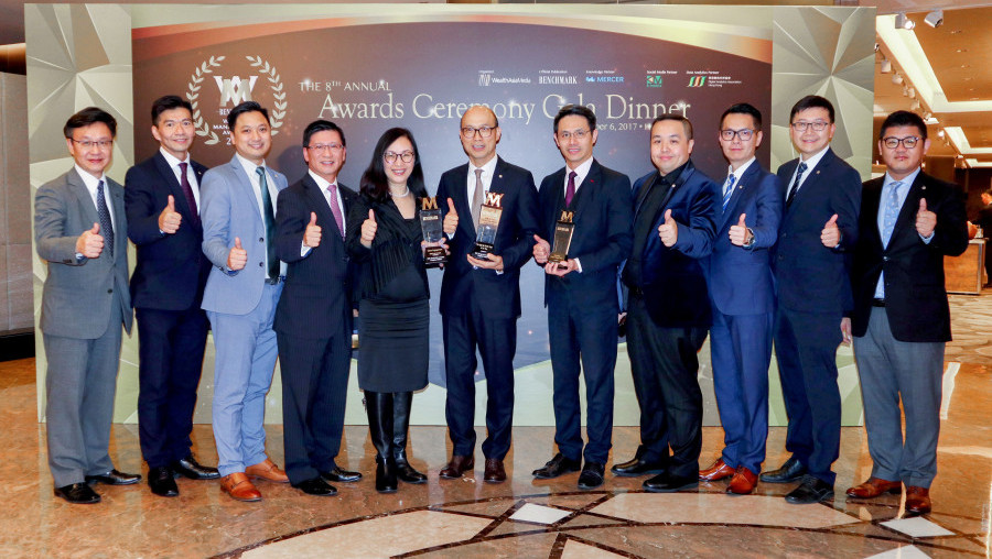 2017 BENCHMARK Wealth Management Awards : The High Net Worth Team of the Year, Client Engagement - Best-In-Class, Outstanding Customer Support Team